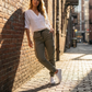 Pantalones jogger con múltiples bolsillos para muje