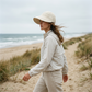 👒☀️ Sombrero de Sol con Abertura para Cola de Caballo – Transpirable, Ajustable y Ligero para Mujer 🎀🌿